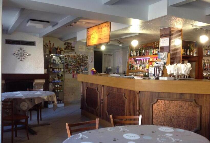 فندق Auberge Du Meygal