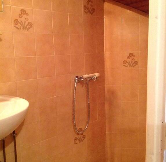 فندق Auberge Du Meygal