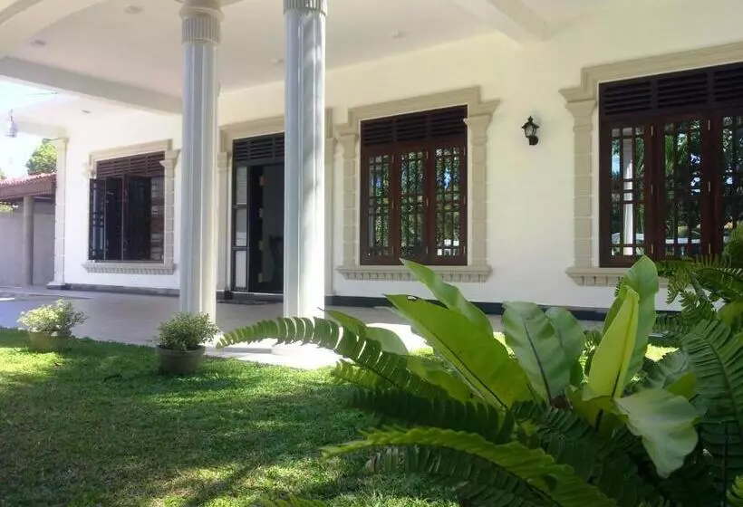 ペンション Hill House Rest