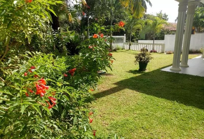 ペンション Hill House Rest