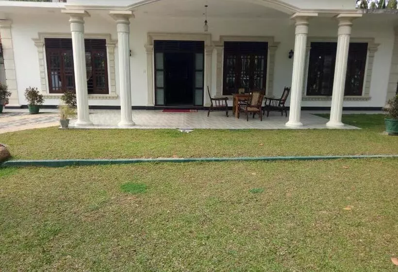 ペンション Hill House Rest