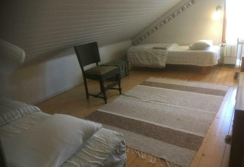 فندق صغير Farmholiday Kumpunen