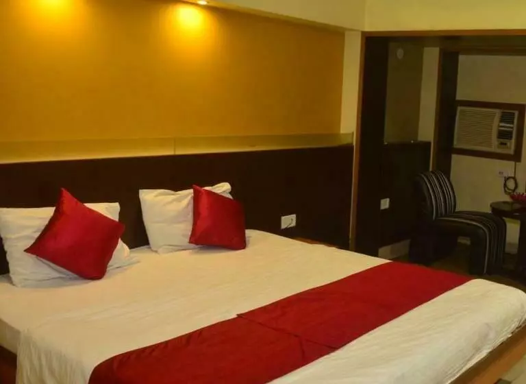Hotel Poonam