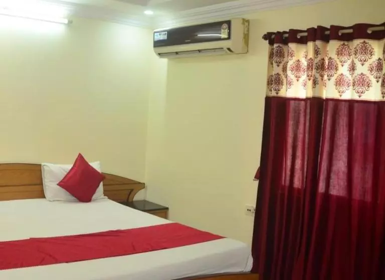 Hotel Poonam