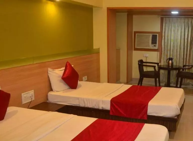 Hotel Poonam