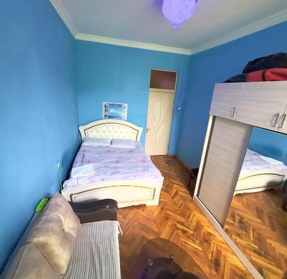 Karson Family Hostel & Guest House