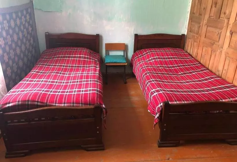 پانسیون Guesthouse Svani