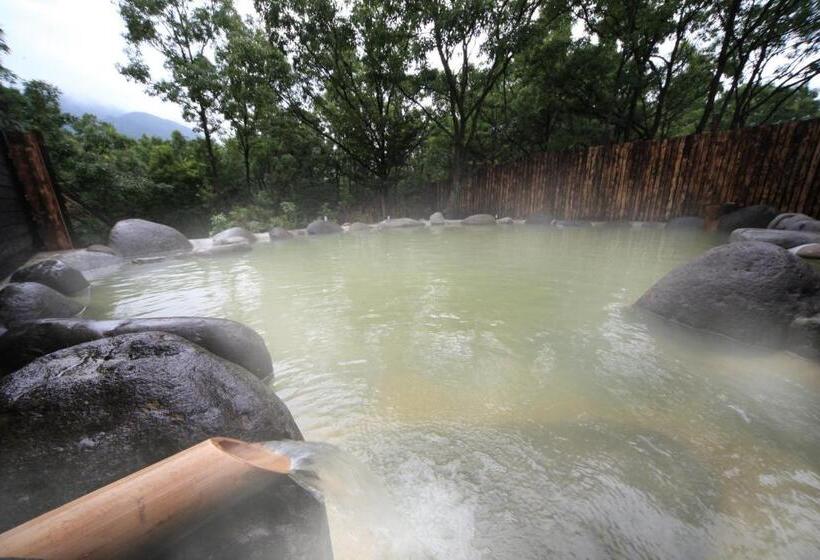 ריוקאן Oita Kuoritei