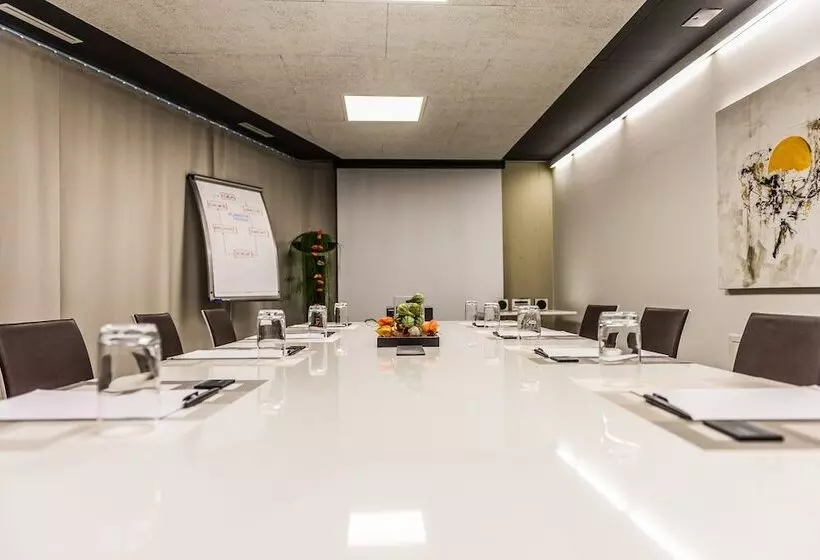 Apart Welcoming L Urban Feel L Design