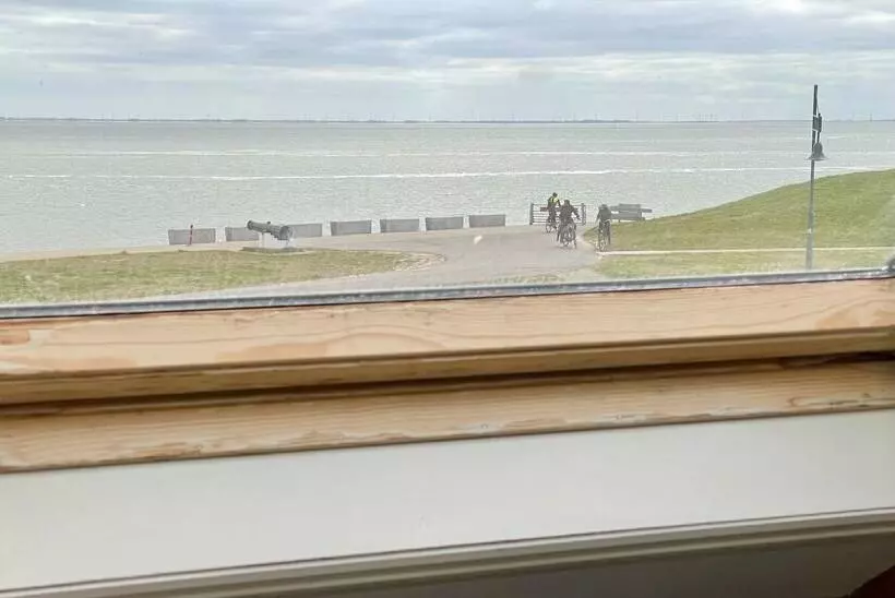 Havenhotel At Sea Texel