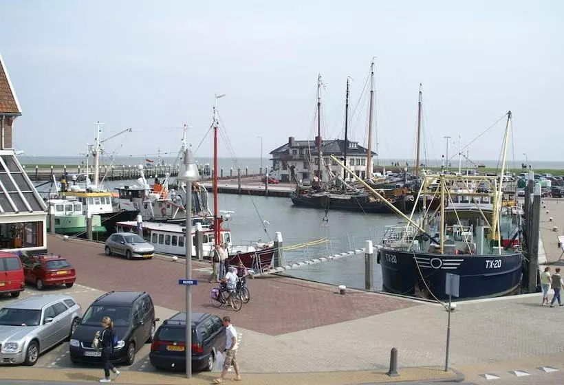 Havenhotel At Sea Texel