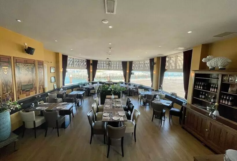 Havenhotel At Sea Texel