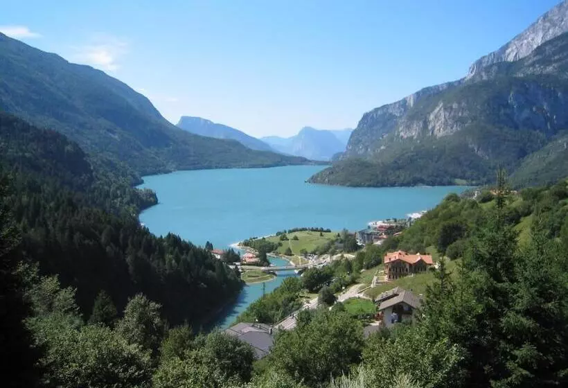 Отель Alpenresort Belvedere