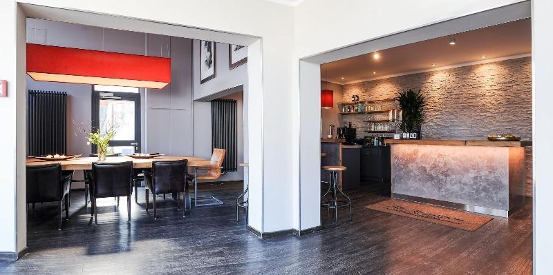 酒店 Alte Redaktion