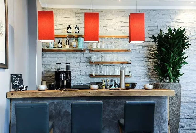 هتل Alte Redaktion