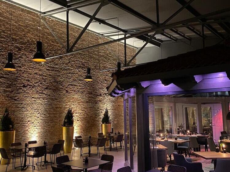 酒店 Alte Redaktion