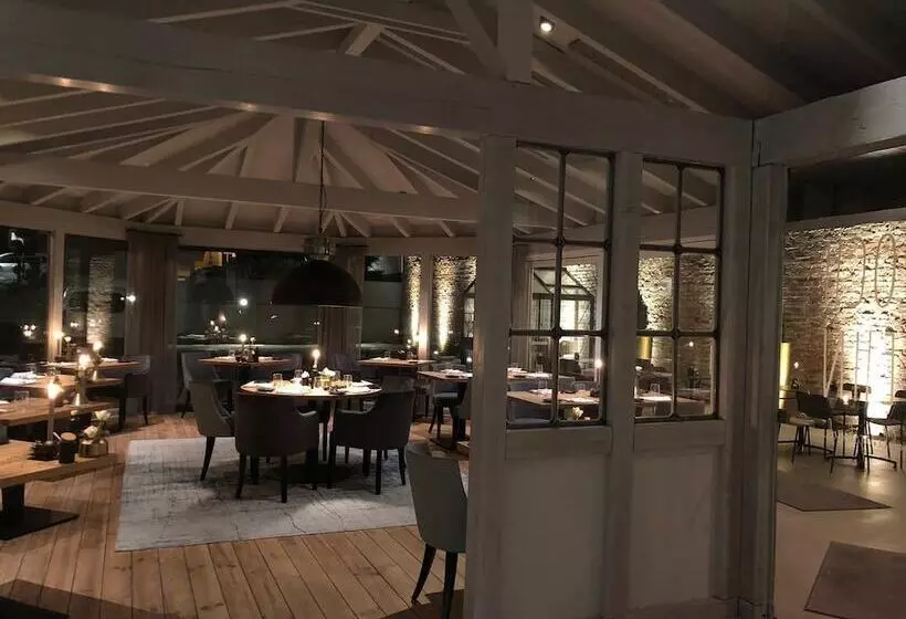 هتل Alte Redaktion