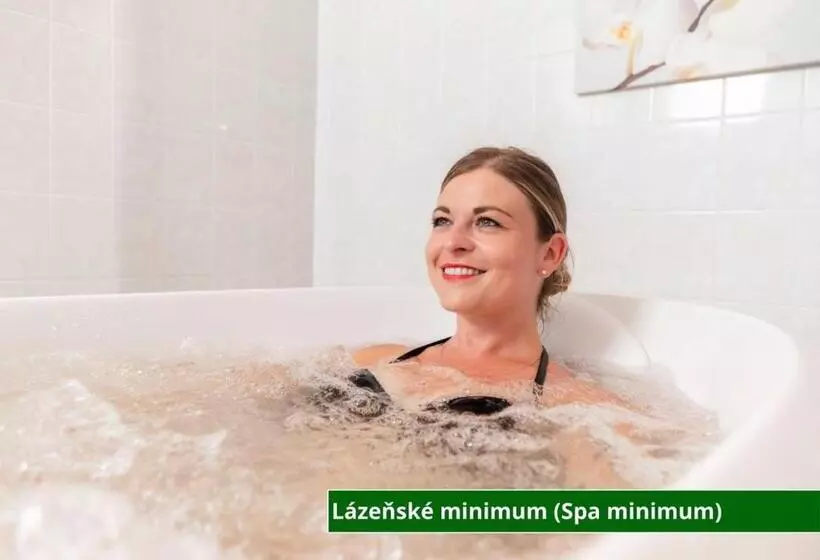 هتل Complex Curie