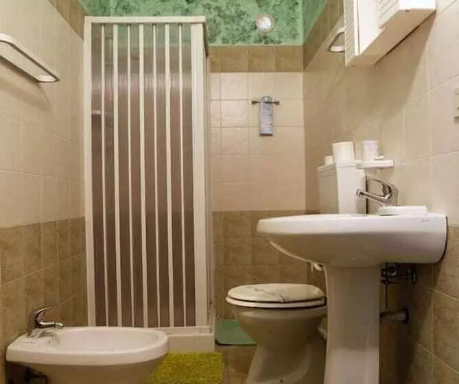 Отель Food & Drink