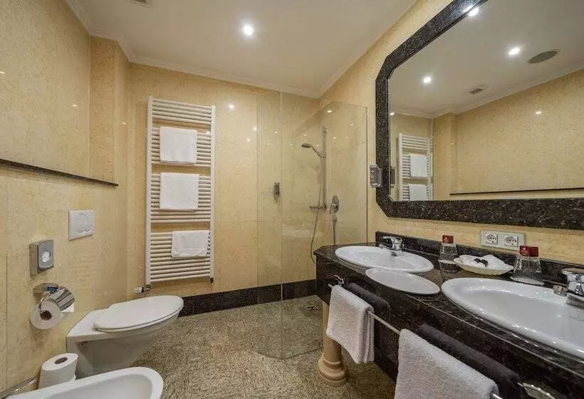 בית מלון כפרי Häcker S