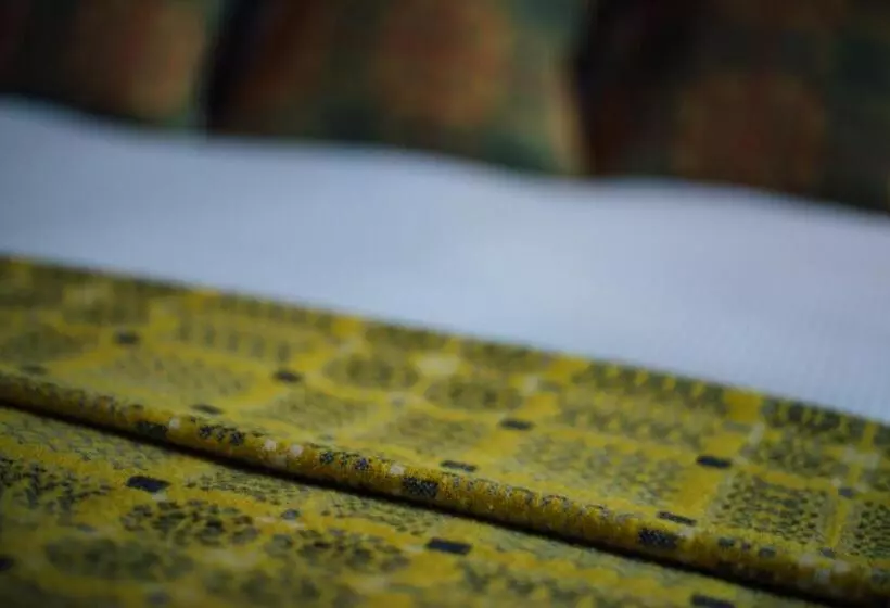 בית מלון כפרי Kings Arms