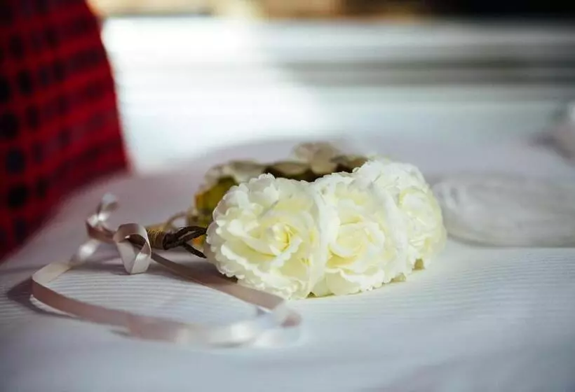 בית מלון כפרי Kings Arms