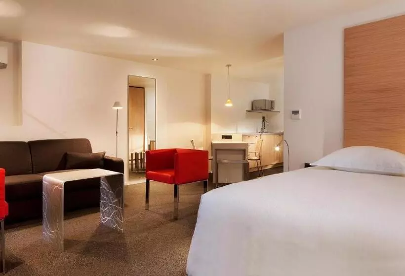 בית מלון כפרי Le Pavillon 7