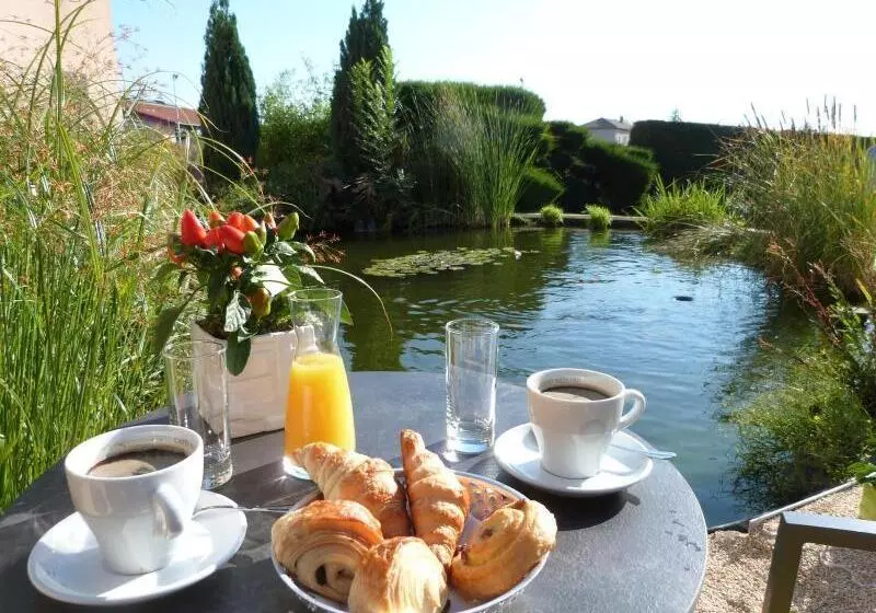 Logis Hotel Des Grands Vins