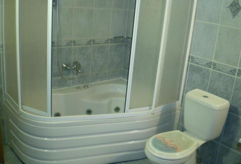 هتل Nature Park Cave