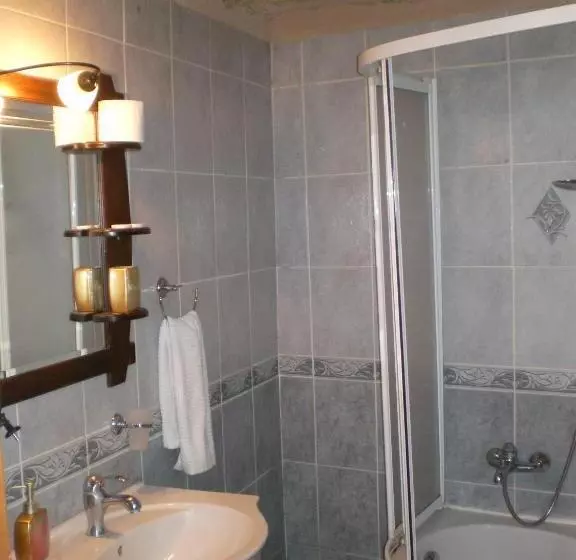 Отель Nature Park Cave