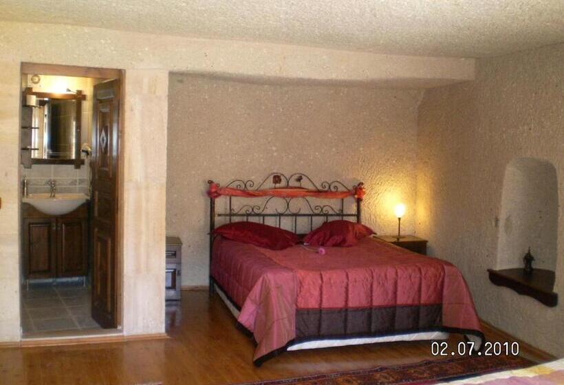 هتل Nature Park Cave