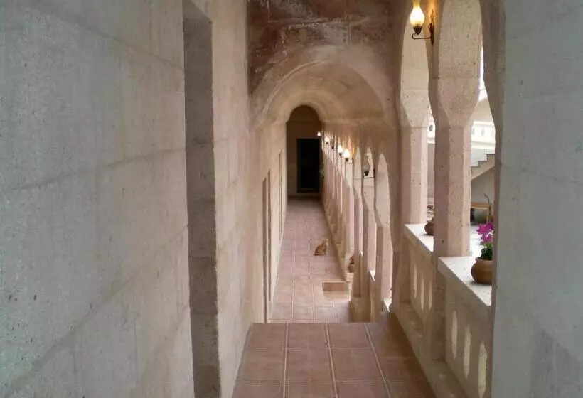 Отель Nature Park Cave