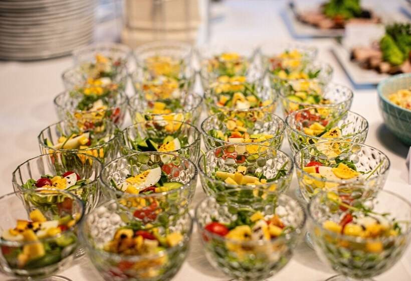 ホテル Pałac Paulinum