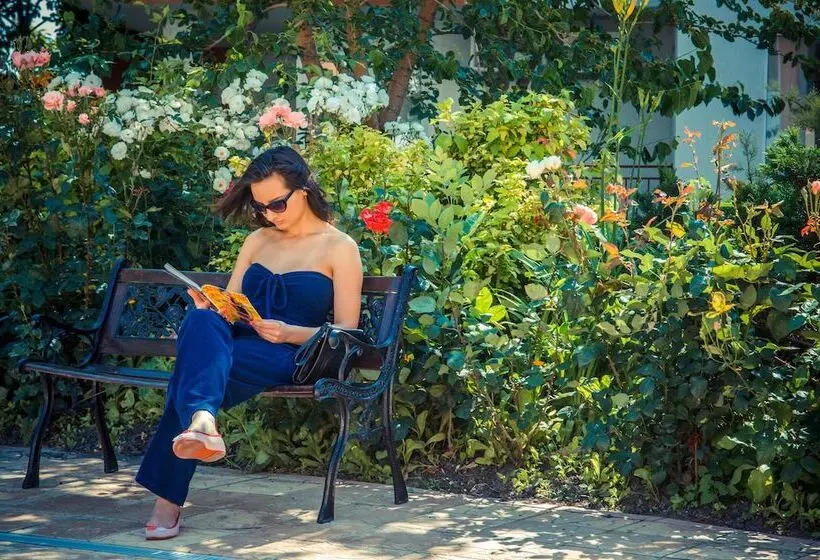 酒店 Riviera Fort Beach