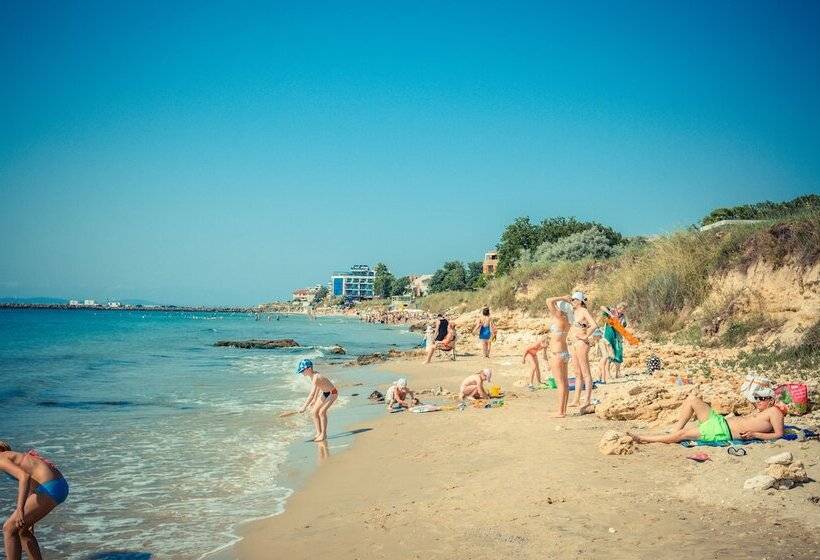 فندق Riviera Fort Beach