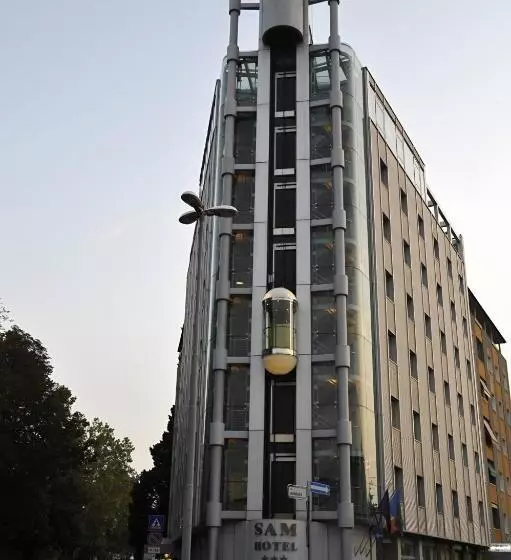 בית מלון כפרי Sam