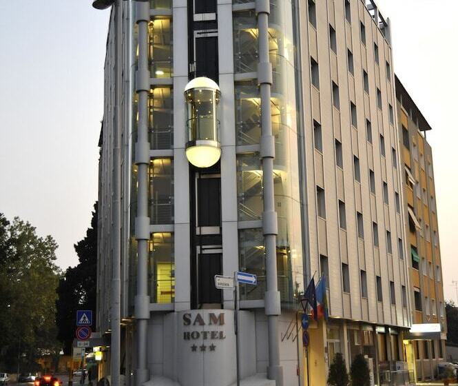 בית מלון כפרי Sam