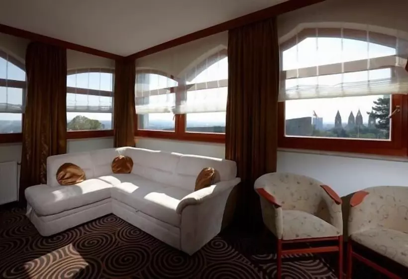 בית מלון כפרי Sandor