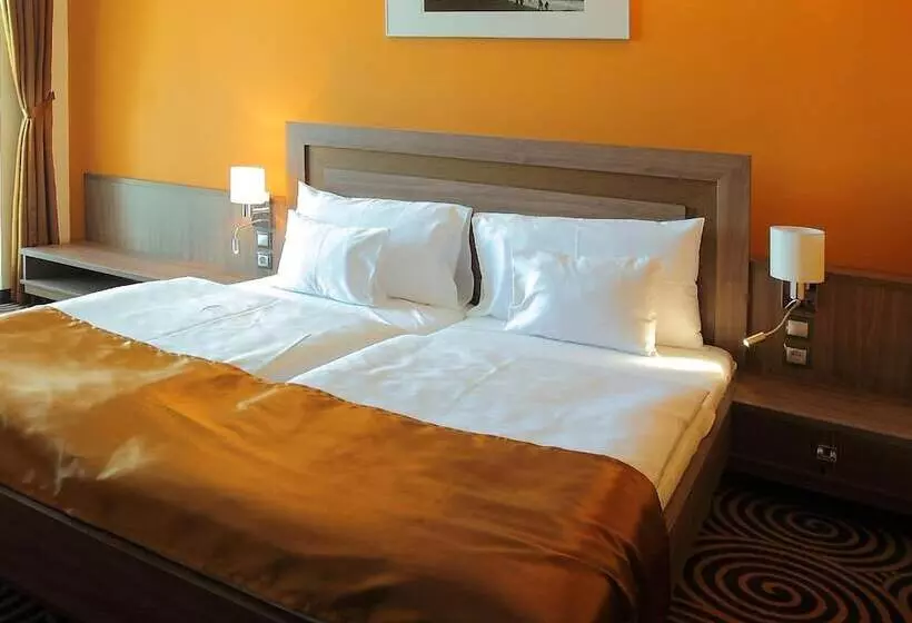 בית מלון כפרי Sandor