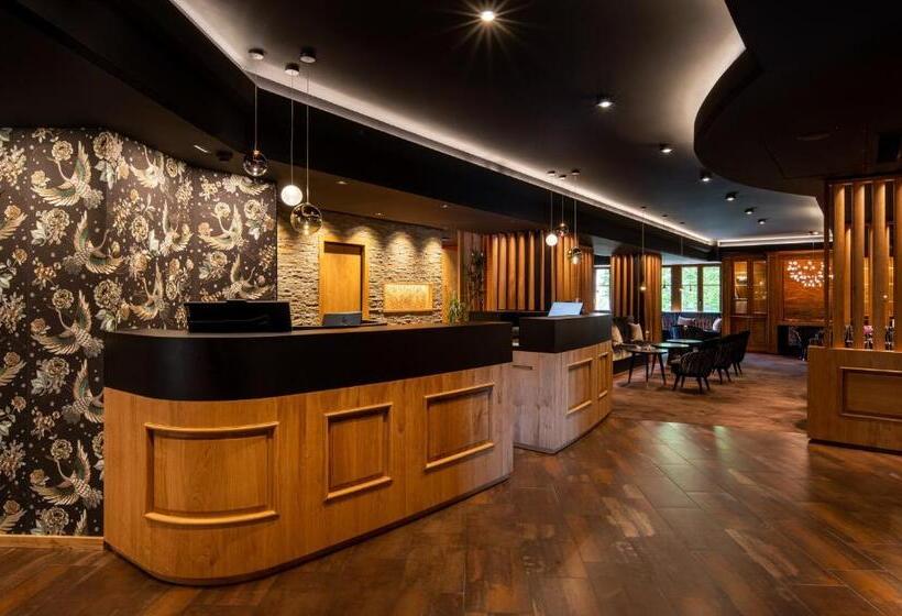 Отель Spa Restaurant Domaine Du Moulin