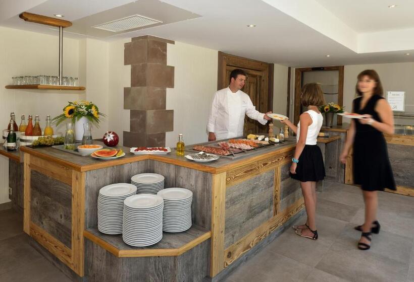 Отель Spa Restaurant Domaine Du Moulin