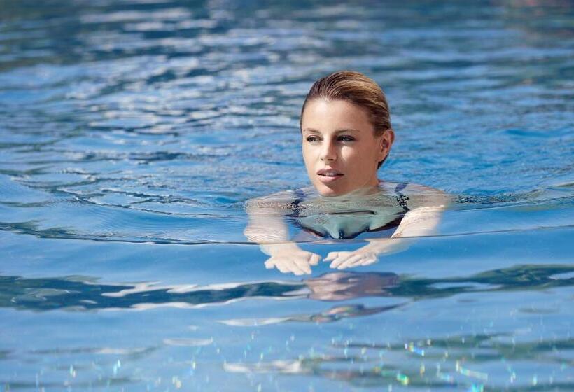 Отель Spa Restaurant Domaine Du Moulin