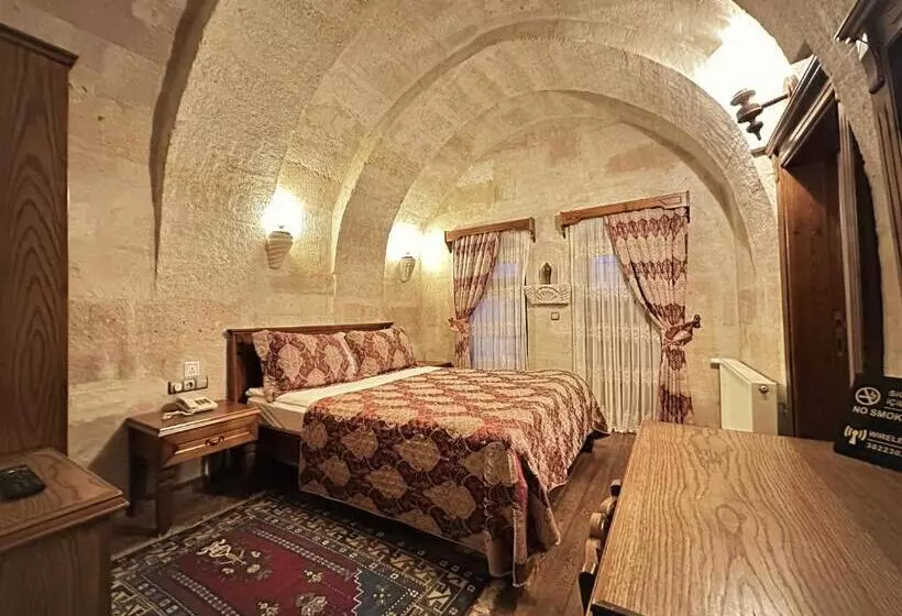 هتل Stone House Cave