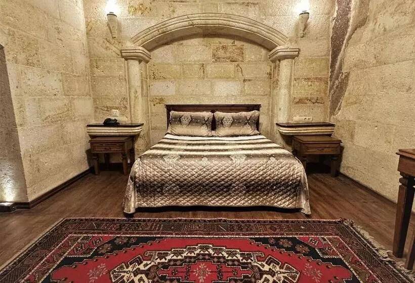 هتل Stone House Cave