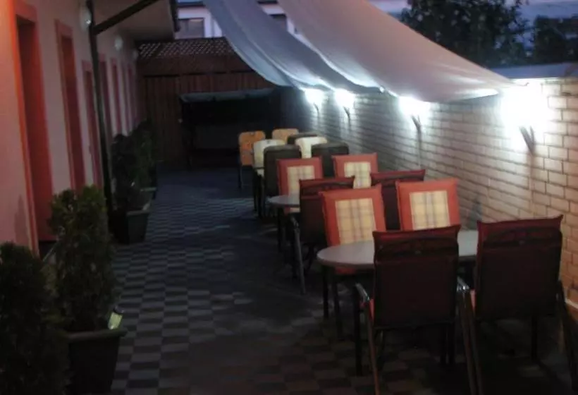 פנסיון Penzion Derivia