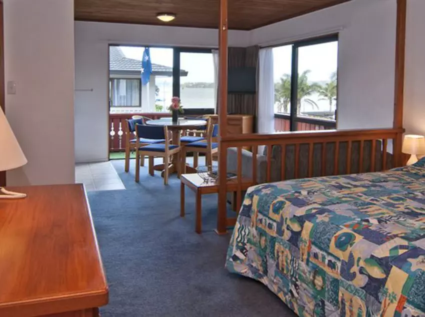 Swiss Chalet Lodge Motel