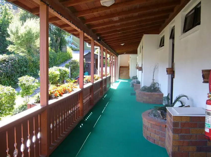 Swiss Chalet Lodge Motel