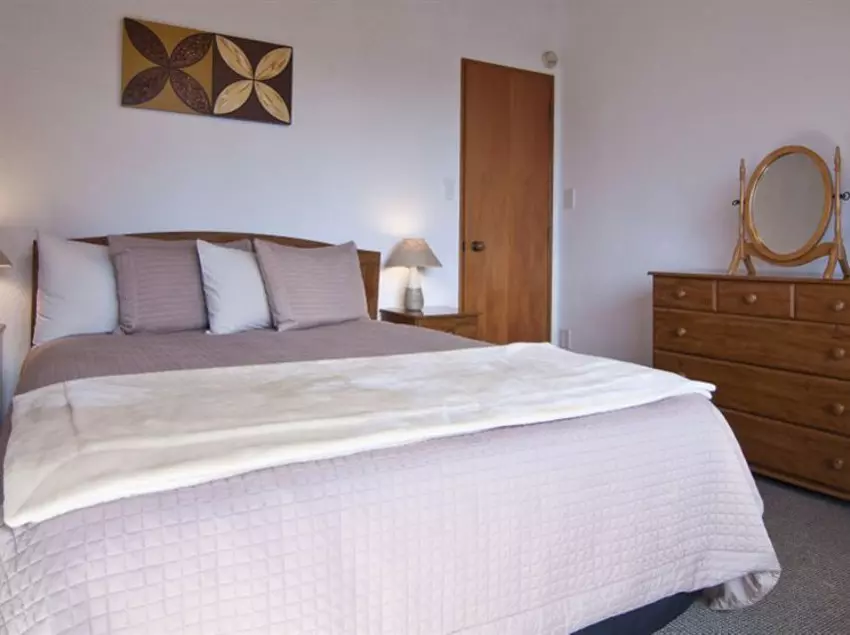 Swiss Chalet Lodge Motel