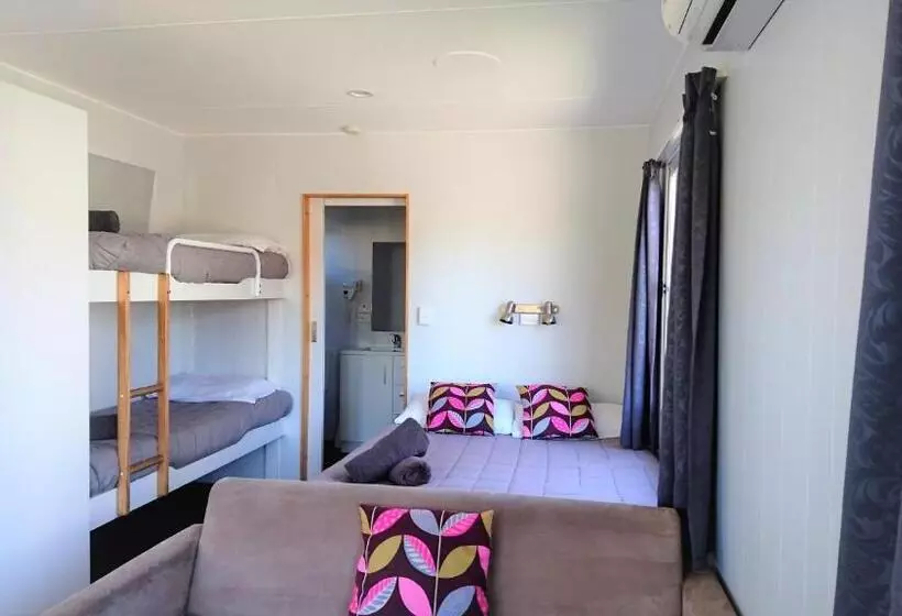 Taupo Debretts Spa Resort