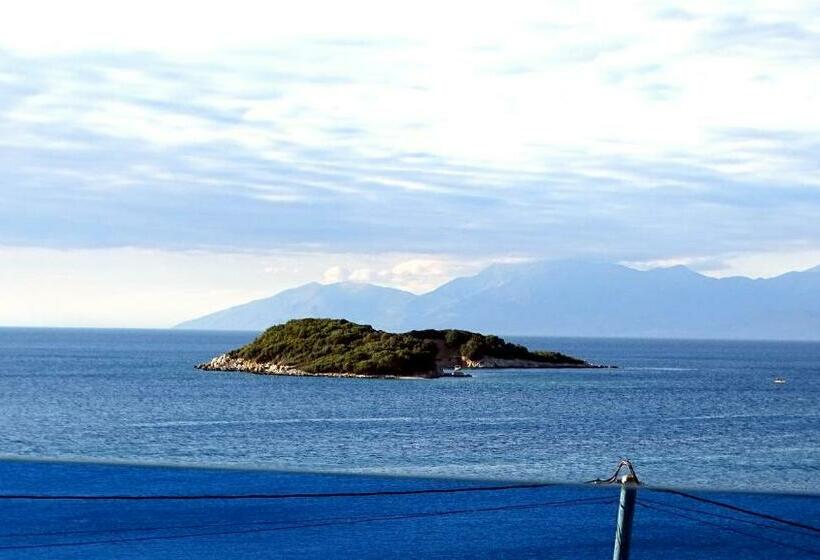 בית מלון כפרי De Luna